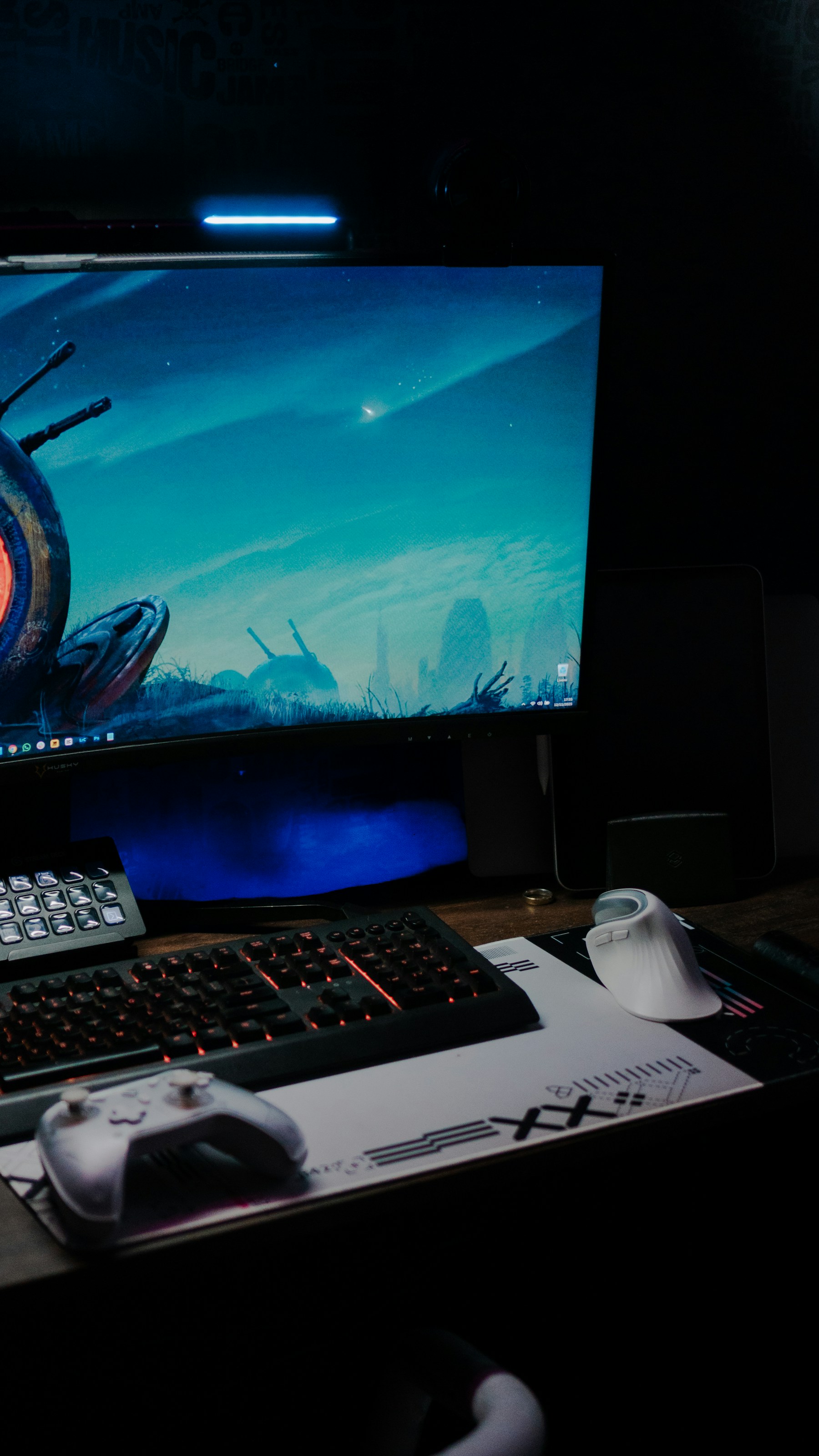 A gaming computer and desk setup